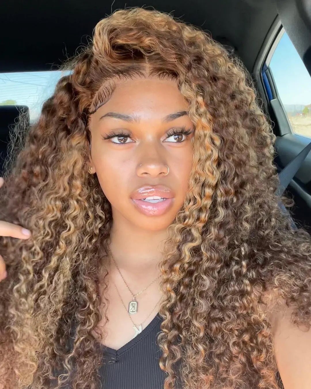 SHAKIRA - DEEP WAVE